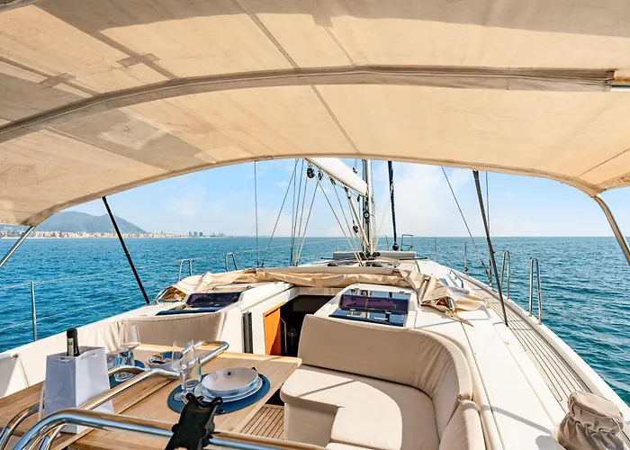 Private Sail Yacht On The Amalfi Coast Escape The Crowds In Style * Positano