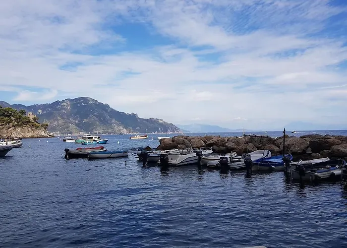 Botel Private Sail Yacht On The Amalfi Coast Escape The Crowds In Style Positano